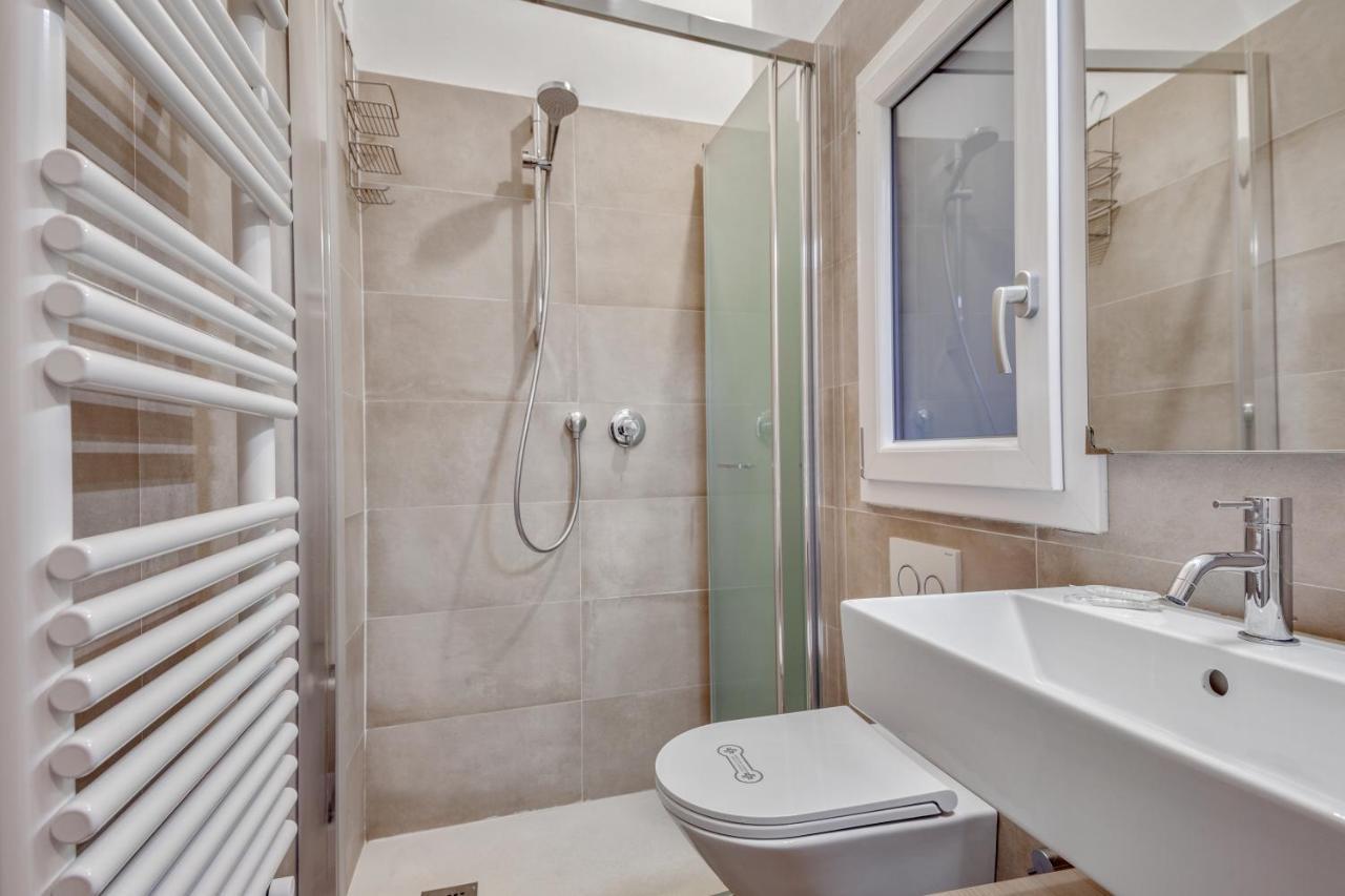 Porta Rossa Apartments Near Ponte Vecchio 佛罗伦萨 外观 照片
