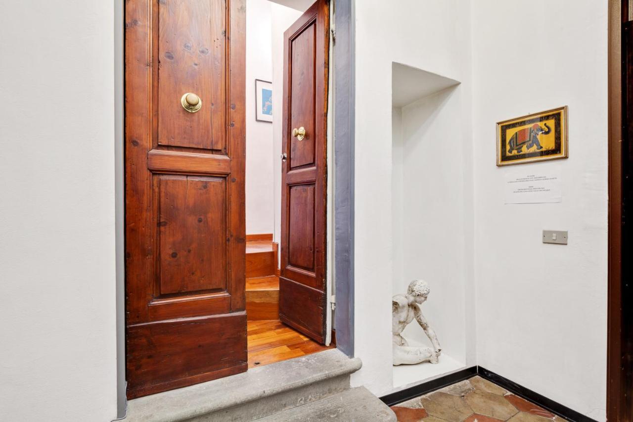 Porta Rossa Apartments Near Ponte Vecchio 佛罗伦萨 外观 照片